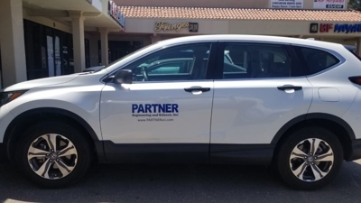 Custom Vehicle Graphics Photo
